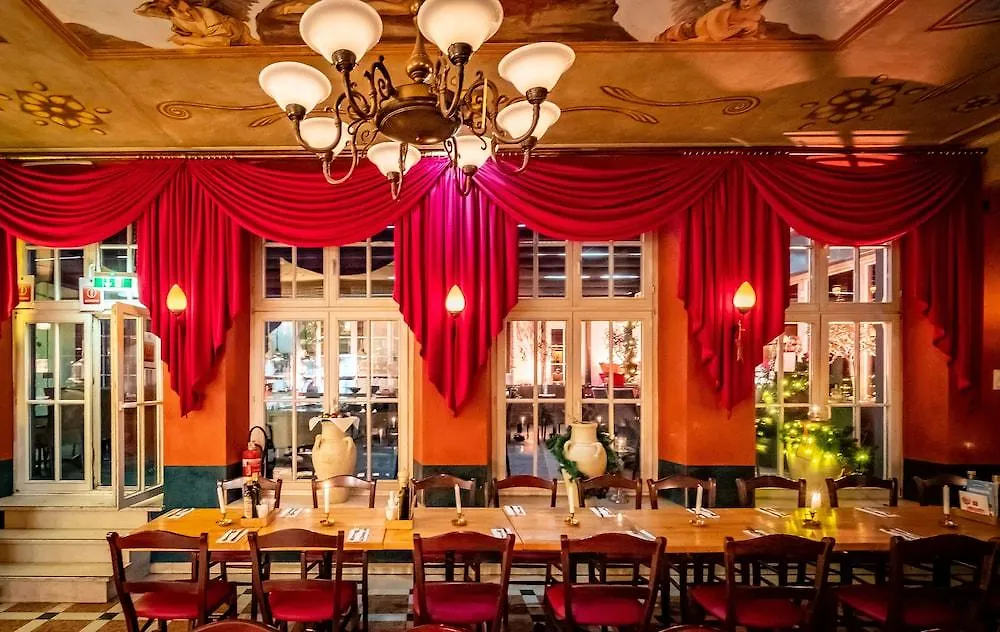 Hotel XII Apostel Albergo Cologne