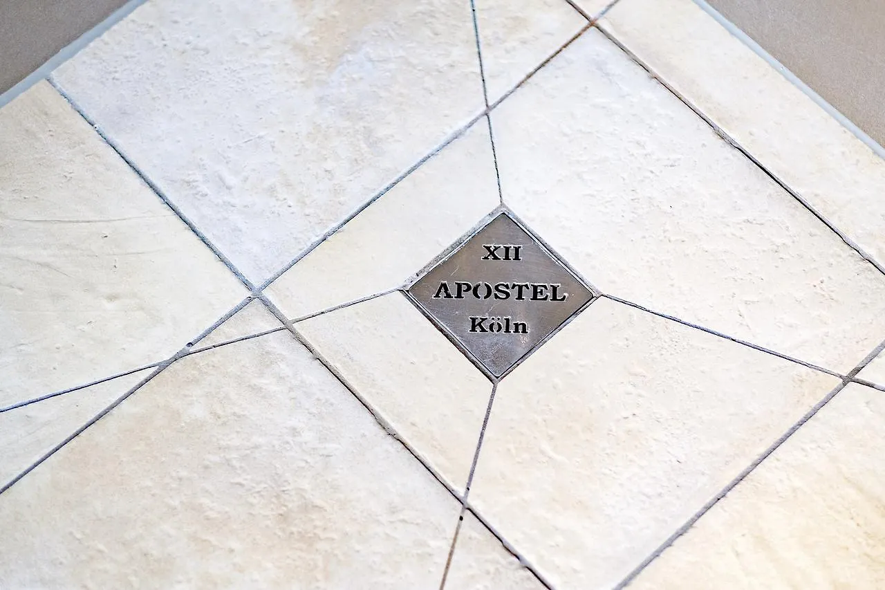 מלון קלן XII Apostel Albergo