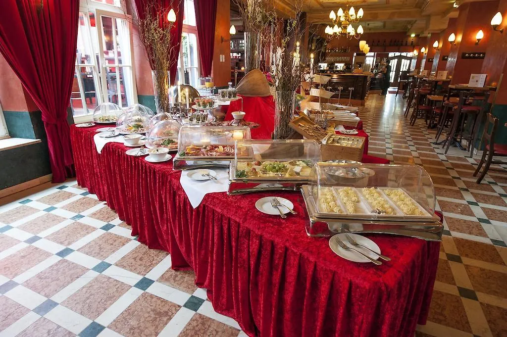 XII Apostel Albergo Кёльн Отель